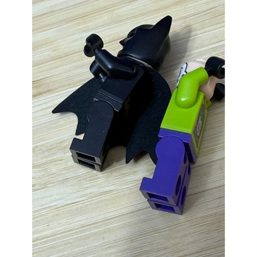 LEGO DC Super Heroes Batman and Joker Henchman Minifigures